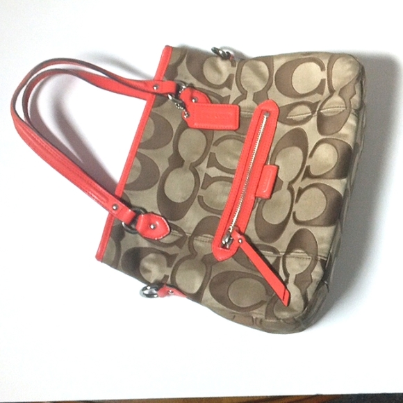 Coach Handbag - Picture 1 of 4